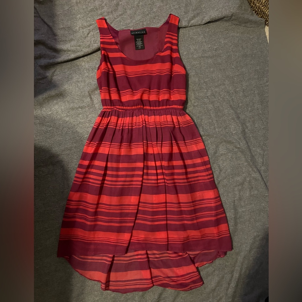 Attention Womens dress XS red burgundy